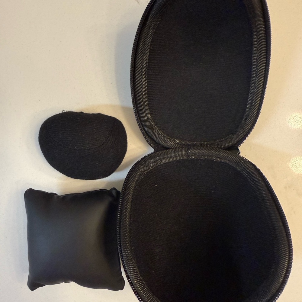 Audemars Piguet Black Protective Case - Picture 2 of 3